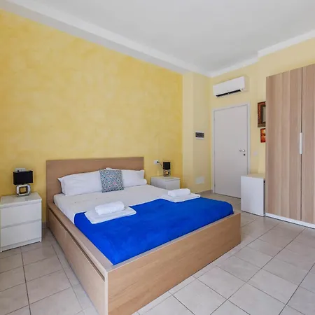 Apartment Large Milano 3bdr 4 Baths San Siro