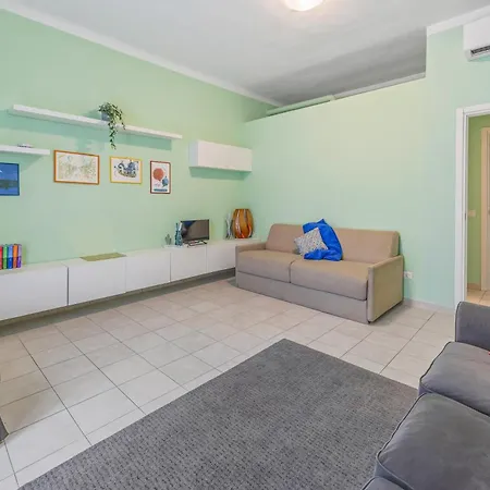 Apartment Large Milano 3bdr 4 Baths San Siro Cesano Boscone