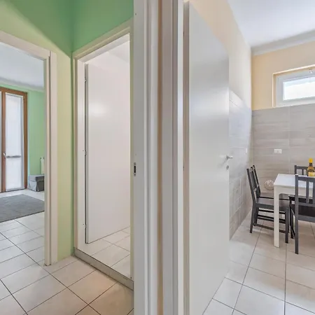 Apartment Large Milano 3bdr 4 Baths San Siro