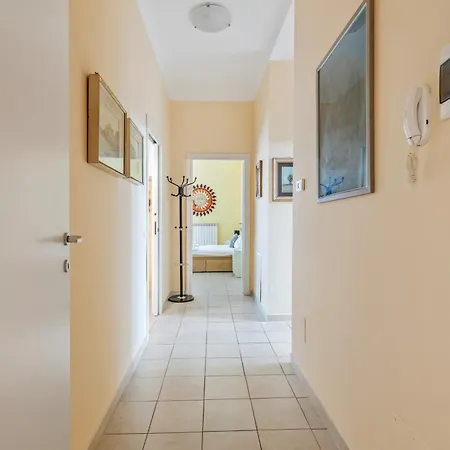 Apartment Large Milano 3bdr 4 Baths San Siro